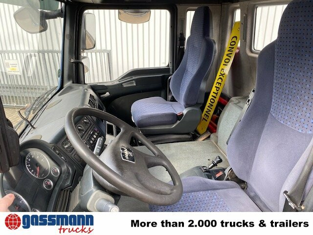 MAN TGA 35.480 8x4-4 BL, Lift-/Lenkachse - Kabiinišassiiga veoauto: pilt 4 MAN TGA 35.480 8x4-4 BL, Lift-/Lenkachse - Kabiinišassiiga veoauto: pilt 4