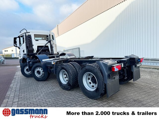 Uus Kabiinišassiiga veoauto MAN TGS 41.440 8x4 BB, mehrfach vorhanden!: pilt 12