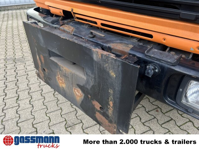 Mercedes-Benz 1617 C 4x2, Winterdienstausstattung - Tänavapühkimismasin: pilt 5 Mercedes-Benz 1617 C 4x2, Winterdienstausstattung - Tänavapühkimismasin: pilt 5