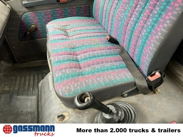 Mercedes-Benz 811 K 4x2 - Kallurauto: pilt 4 Mercedes-Benz 811 K 4x2 - Kallurauto: pilt 4