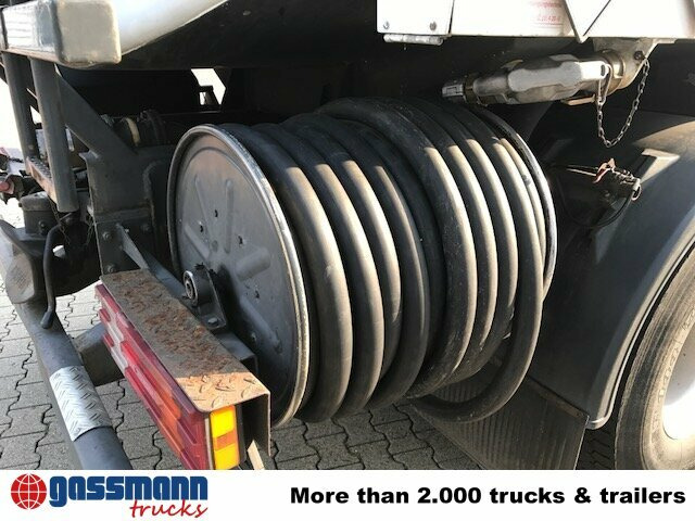 Mercedes-Benz Actros 1841 L 4x2, Esterer Tankaufbau ca. - Tsisternauto: pilt 4 Mercedes-Benz Actros 1841 L 4x2, Esterer Tankaufbau ca. - Tsisternauto: pilt 4