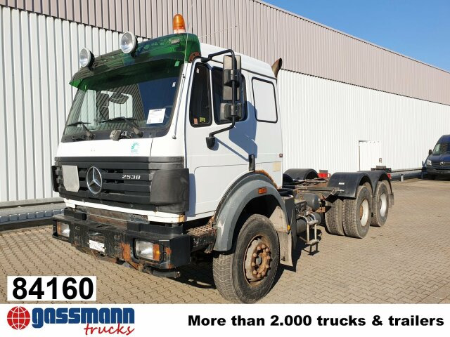 Mercedes-Benz SK II 25/2638 K 6x4, V8, Retarder, 2x - Kabiinišassiiga veoauto: pilt 1 Mercedes-Benz SK II 25/2638 K 6x4, V8, Retarder, 2x - Kabiinišassiiga veoauto: pilt 1
