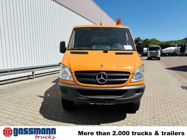 Madelauto, Meeskonnaauto Mercedes-Benz Sprinter 313 CDI 4x4 Doka: pilt 8