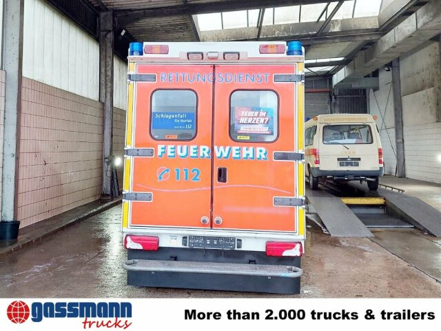 Mercedes-Benz Sprinter 515 CDI 4x2, Rettungswagen, Retarder - Kaubik: pilt 4 Mercedes-Benz Sprinter 515 CDI 4x2, Rettungswagen, Retarder - Kaubik: pilt 4