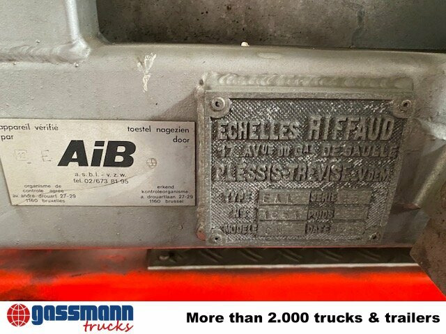 Tuletõrjeauto Renault G F231 4x2: pilt 6