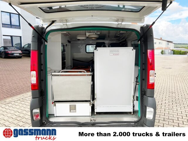 Renault Trafik 2.0 dCi115 4x2, Krankentransporter - Kiirabiauto: pilt 2 Renault Trafik 2.0 dCi115 4x2, Krankentransporter - Kiirabiauto: pilt 2