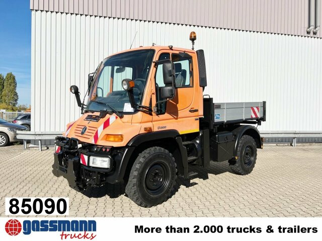 Unimog U 300 4x4, Kipper, Kommunalhydraulik, - Madelveok/ Platvormveok, Kommunaal-/ Erisõiduk: pilt 1 Unimog U 300 4x4, Kipper, Kommunalhydraulik, - Madelveok/ Platvormveok, Kommunaal-/ Erisõiduk: pilt 1