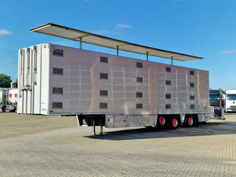 Berdex 2/3/4 deck Livestock trailer - Water & Ventilation - Loadlift - Lifting roof - Steering axle - Loomaveo poolhaagis: pilt 3 Berdex 2/3/4 deck Livestock trailer - Water & Ventilation - Loadlift - Lifting roof - Steering axle - Loomaveo poolhaagis: pilt 3