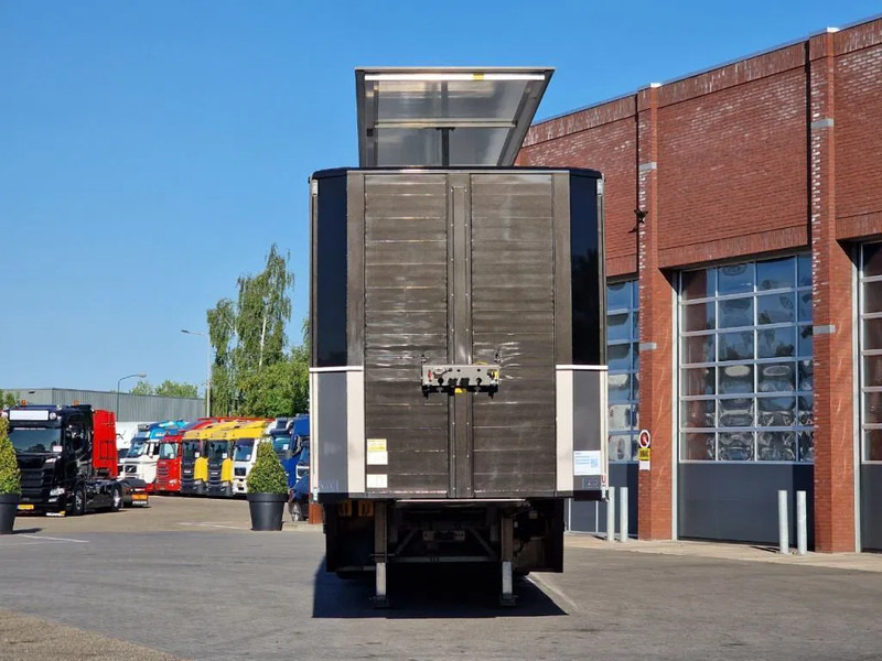Berdex 3 Stock / Semi-closed temperature controlled Livestock trailer - Water & Ventilation - Type 2 - Loomaveo poolhaagis: pilt 3 Berdex 3 Stock / Semi-closed temperature controlled Livestock trailer - Water & Ventilation - Type 2 - Loomaveo poolhaagis: pilt 3