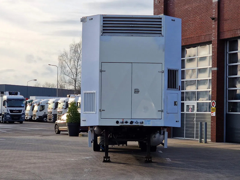 GS Meppel Ravenhorst - Chicken Transport - Frigo/Conditioned - Loadlift -Steering axle - Loomaveo poolhaagis: pilt 2 GS Meppel Ravenhorst - Chicken Transport - Frigo/Conditioned - Loadlift -Steering axle - Loomaveo poolhaagis: pilt 2