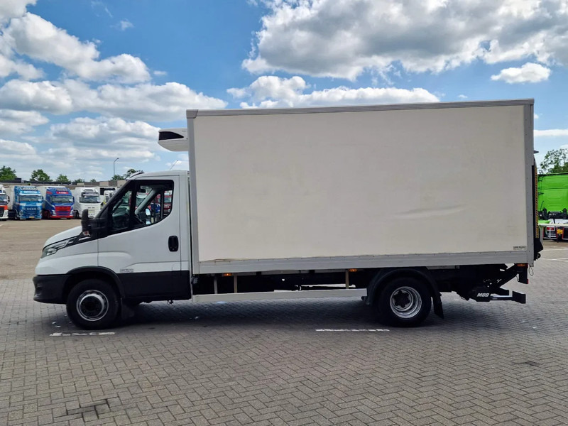 Iveco Daily 70 C21 Automatic / Frigo carrie Pulsor 400/ loadingboard - Külmutiga veoauto: pilt 4 Iveco Daily 70 C21 Automatic / Frigo carrie Pulsor 400/ loadingboard - Külmutiga veoauto: pilt 4