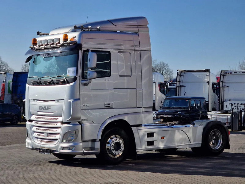 DAF XF 440 SpaceCab 4x2 - Full spoiler - Alloy wheels - Air horn - Light bar - Sadulveok: pilt 3 DAF XF 440 SpaceCab 4x2 - Full spoiler - Alloy wheels - Air horn - Light bar - Sadulveok: pilt 3