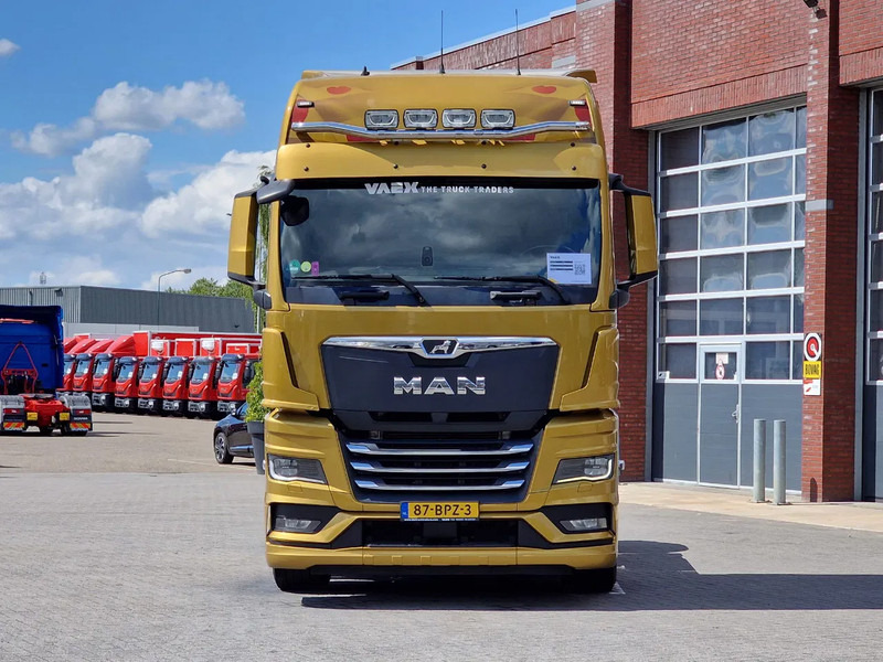 MAN TGX 18.470 4x2 - Retarder - Night clima - 2x tank - Lightbar - Alloy wheels - Sadulveok: pilt 2 MAN TGX 18.470 4x2 - Retarder - Night clima - 2x tank - Lightbar - Alloy wheels - Sadulveok: pilt 2