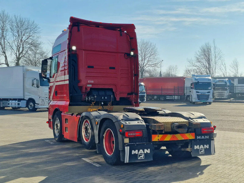 MAN TGX 26.560 XXL 6x2/4 - Custom interior - Steering axle - Euro 6 - AS Tronic - Sadulveok: pilt 5 MAN TGX 26.560 XXL 6x2/4 - Custom interior - Steering axle - Euro 6 - AS Tronic - Sadulveok: pilt 5
