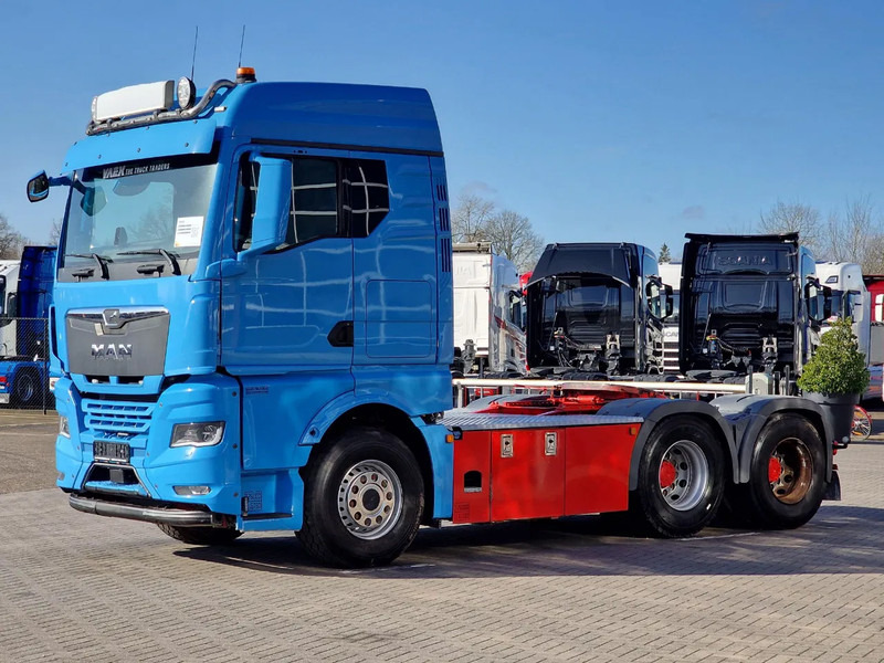 MAN TGX 33.510 6x4 - Facelift - Low km 252Tkm - Navi - Sliding 5th wheel - Sadulveok: pilt 3 MAN TGX 33.510 6x4 - Facelift - Low km 252Tkm - Navi - Sliding 5th wheel - Sadulveok: pilt 3