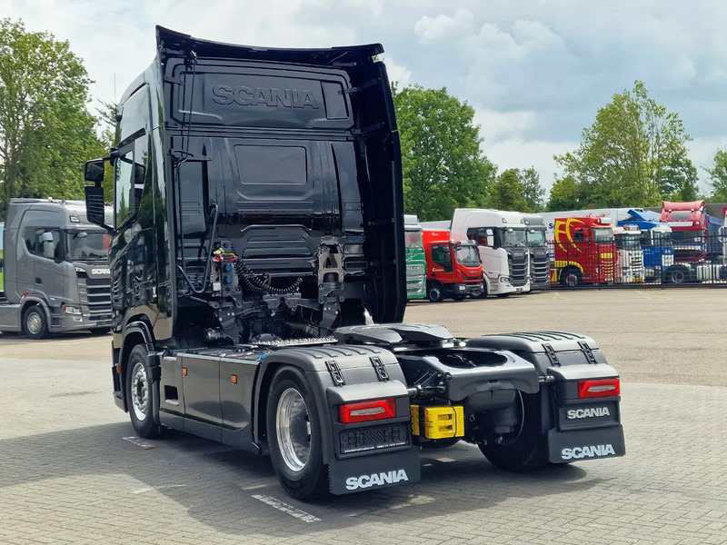 Scania 500S NGS Highline 4x2 - New - Full spec - Retarder - Night clima - Full air - Leather - Sadulveok: pilt 5 Scania 500S NGS Highline 4x2 - New - Full spec - Retarder - Night clima - Full air - Leather - Sadulveok: pilt 5