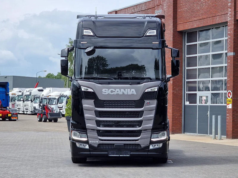 Scania 500S NGS Highline 4x2 - New - Full spec - Retarder - Night clima - Full air - Leather - Sadulveok: pilt 2 Scania 500S NGS Highline 4x2 - New - Full spec - Retarder - Night clima - Full air - Leather - Sadulveok: pilt 2