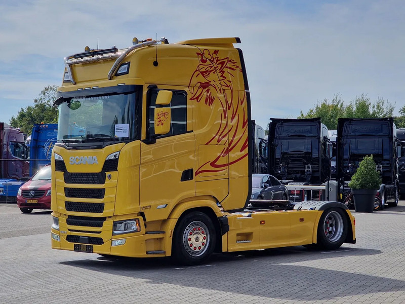 Scania 500S NGS Highline 4x2 - Only 38Tkm - Full spec - Retarder - Full air - Night clima - Sadulveok: pilt 3 Scania 500S NGS Highline 4x2 - Only 38Tkm - Full spec - Retarder - Full air - Night clima - Sadulveok: pilt 3