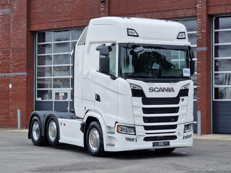 Scania 660S V8 NGS Highline 6x2/4 - New - Full spec - Retarder - Night clima - Leather - Led - Alcoa - Sadulveok: pilt 1 Scania 660S V8 NGS Highline 6x2/4 - New - Full spec - Retarder - Night clima - Leather - Led - Alcoa - Sadulveok: pilt 1