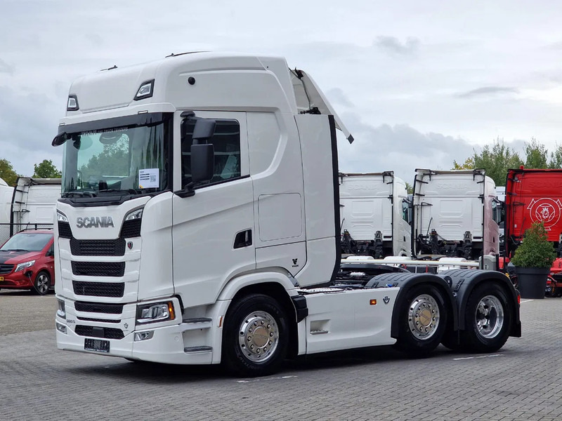 Scania 660S V8 NGS Highline 6x2/4 - New - Full spec - Retarder - Night clima - Leather - Led - Alcoa - Sadulveok: pilt 3 Scania 660S V8 NGS Highline 6x2/4 - New - Full spec - Retarder - Night clima - Leather - Led - Alcoa - Sadulveok: pilt 3