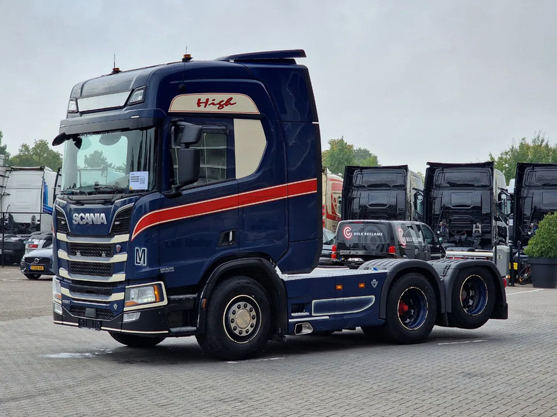 Scania R520 V8 NGS Highline 6x2 - PTO/Hydraulic - Full air - 2.95 WB - Navi - Fridge - Sliding 5th wheel - Sadulveok: pilt 3 Scania R520 V8 NGS Highline 6x2 - PTO/Hydraulic - Full air - 2.95 WB - Navi - Fridge - Sliding 5th wheel - Sadulveok: pilt 3