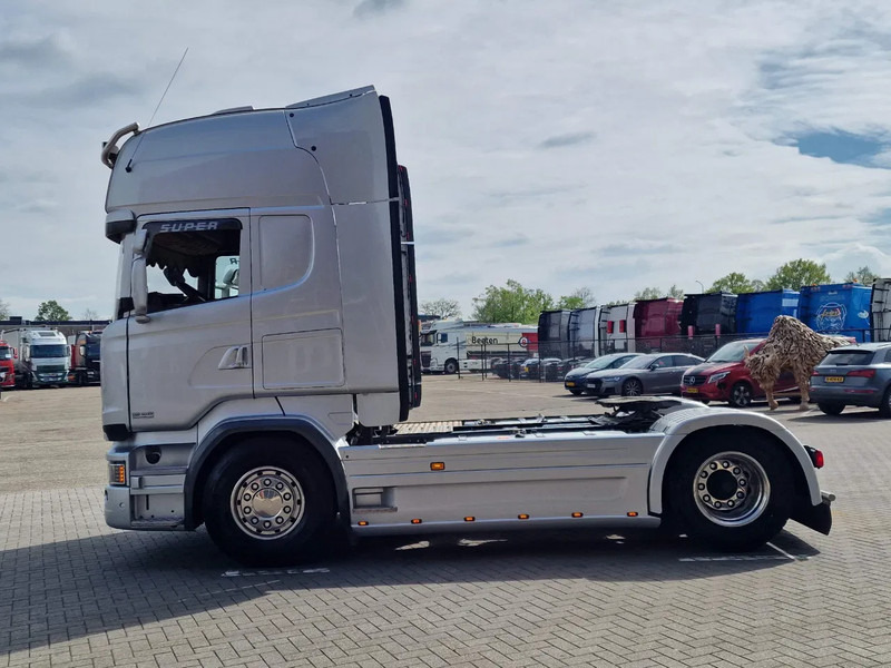Scania R580 V8 Topline 4x2 - Full spec - Custom interior - Retarder - Night clima - Full air - Navi - Sadulveok: pilt 4 Scania R580 V8 Topline 4x2 - Full spec - Custom interior - Retarder - Night clima - Full air - Navi - Sadulveok: pilt 4