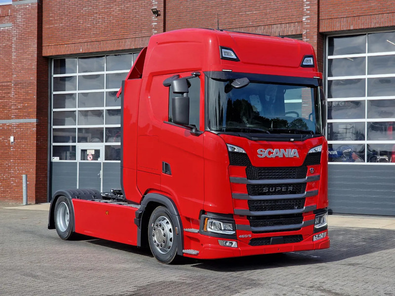 Scania S460 Highline 4x2 - Lowdeck - New - Retarder - Night clima - 2x tank - Led - Full spoiler - Sadulveok: pilt 1 Scania S460 Highline 4x2 - Lowdeck - New - Retarder - Night clima - 2x tank - Led - Full spoiler - Sadulveok: pilt 1