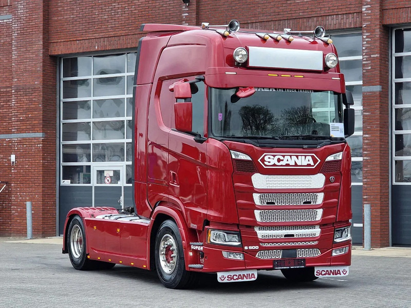 Scania S500 NGS Highline 4x2 - Retarder - Night clima - Full air - Custom interior - Full spoiler - 2 tank - Sadulveok: pilt 1 Scania S500 NGS Highline 4x2 - Retarder - Night clima - Full air - Custom interior - Full spoiler - 2 tank - Sadulveok: pilt 1