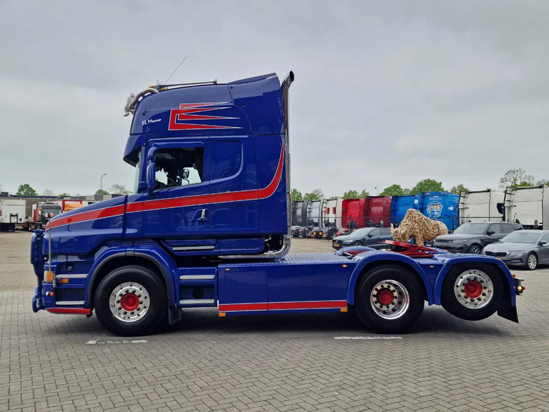 Scania T580 V8 Topline 6x2 - Original Scania Hauber / Torpedo - Manual gearbox - Show truck - Retarder - Sadulveok: pilt 4 Scania T580 V8 Topline 6x2 - Original Scania Hauber / Torpedo - Manual gearbox - Show truck - Retarder - Sadulveok: pilt 4