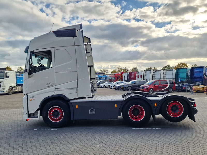Volvo FH 13.500 Globetrotter 6x2 - I Save - 3.00 WB - PTO/Hydraulic - Full air - Custom interior - Sadulveok: pilt 4 Volvo FH 13.500 Globetrotter 6x2 - I Save - 3.00 WB - PTO/Hydraulic - Full air - Custom interior - Sadulveok: pilt 4