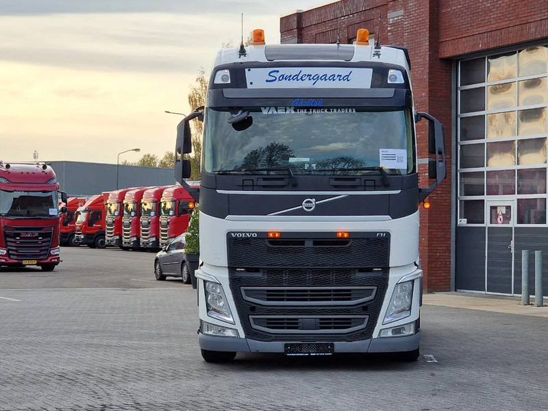 Volvo FH 13.500 Globetrotter 6x2 - PTO/Hydraulic - 3.00 WB - Full air - - Sadulveok: pilt 2 Volvo FH 13.500 Globetrotter 6x2 - PTO/Hydraulic - 3.00 WB - Full air - - Sadulveok: pilt 2