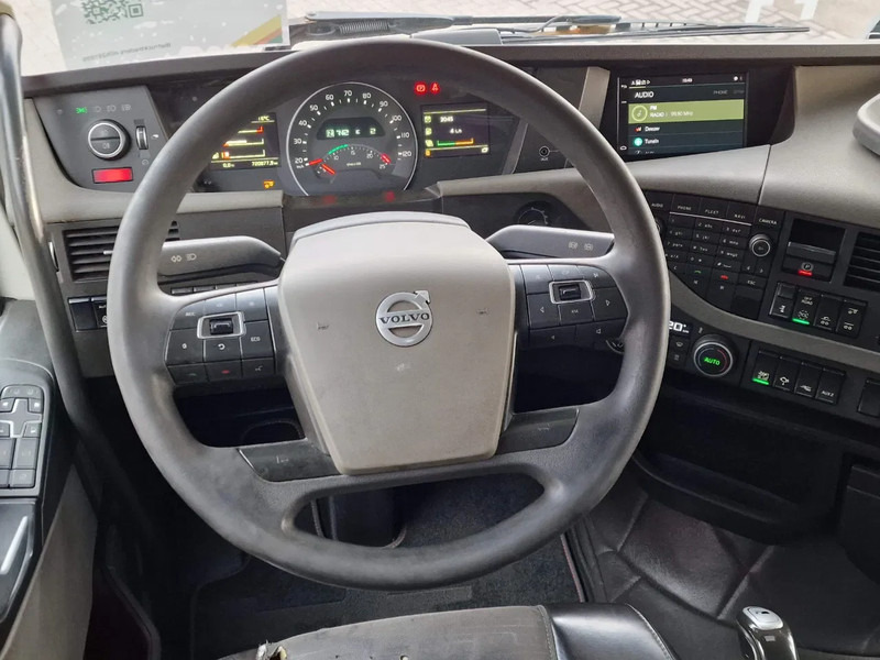 Sadulveok Volvo FH 13.500 Globetrotter 6x2 - PTO/Hydraulic - 3.00 WB - Full air -: pilt 11