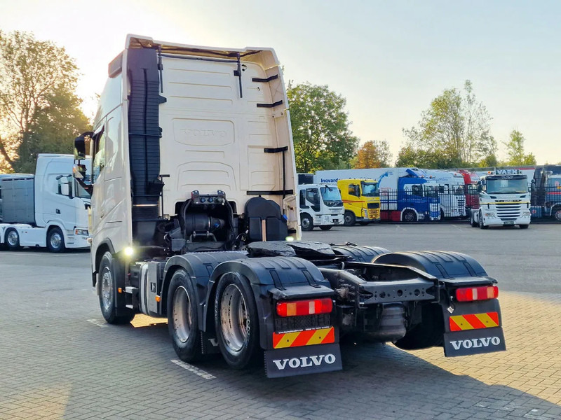 Volvo FH 13.500 Globetrotter XL 6x2 - Full air - 3.20 WB - MA VIN - Low KM - Leather - Sadulveok: pilt 5 Volvo FH 13.500 Globetrotter XL 6x2 - Full air - 3.20 WB - MA VIN - Low KM - Leather - Sadulveok: pilt 5