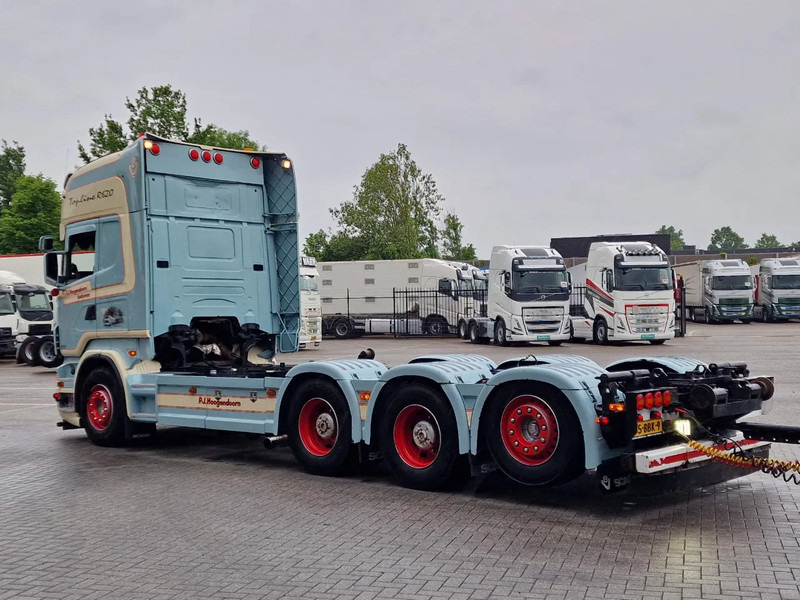 Scania R620 Topline 8x4 - Retarder - Full air - Custom interior - Show truck - HUB reduction - Kabiinišassiiga veoauto: pilt 4 Scania R620 Topline 8x4 - Retarder - Full air - Custom interior - Show truck - HUB reduction - Kabiinišassiiga veoauto: pilt 4