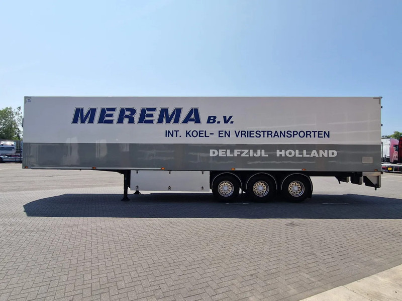 Vogelzang Thermoking SLXe 400 Frigo - Low engine hours - Isotermiline poolhaagis: pilt 4 Vogelzang Thermoking SLXe 400 Frigo - Low engine hours - Isotermiline poolhaagis: pilt 4