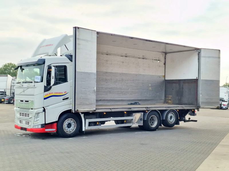 Volvo FH 13.460 lowroof 6x2 - Box with Sidedoors - 480 WB - Full air - Kasti veoauto: pilt 4 Volvo FH 13.460 lowroof 6x2 - Box with Sidedoors - 480 WB - Full air - Kasti veoauto: pilt 4