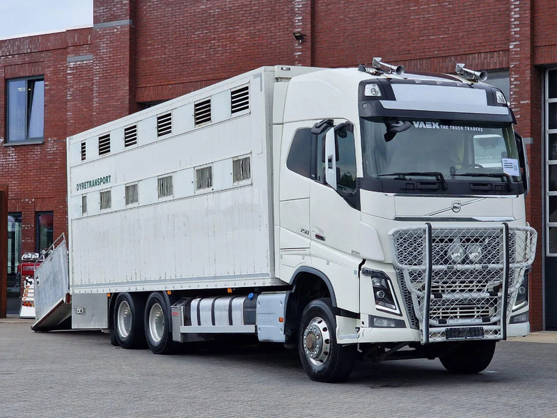 Volvo FH 16.750 6x6/6x4 - Only chassis - VEB + - Full air - Kabiinišassiiga veoauto: pilt 1 Volvo FH 16.750 6x6/6x4 - Only chassis - VEB + - Full air - Kabiinišassiiga veoauto: pilt 1