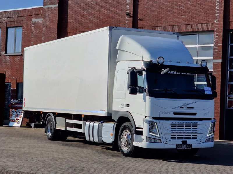 Volvo FM 330 4x2 - Carrier MT 18 Frigo - Loadlift - Full air - Sleepercab - Külmutiga veoauto: pilt 1 Volvo FM 330 4x2 - Carrier MT 18 Frigo - Loadlift - Full air - Sleepercab - Külmutiga veoauto: pilt 1