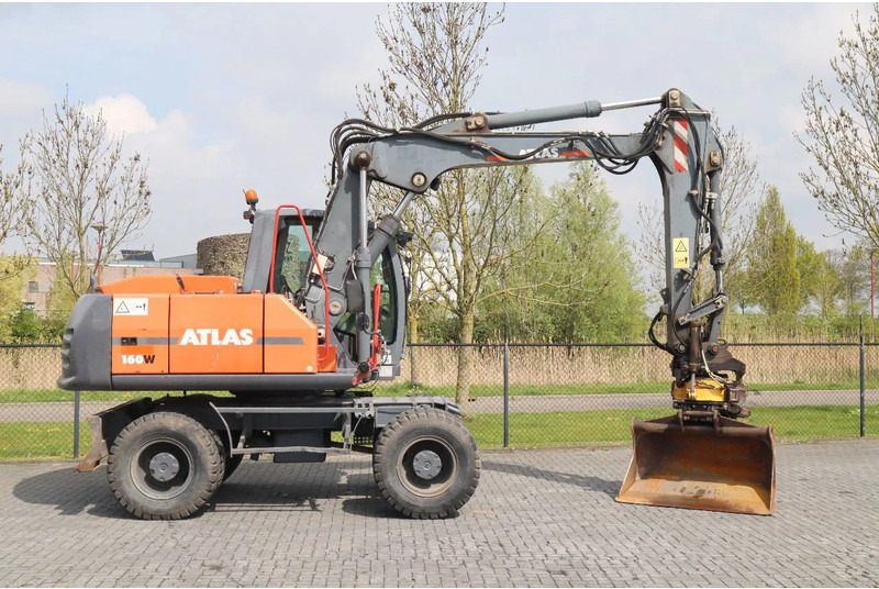 Atlas 160W | ROTOTILT | GRIPPER | BUCKET | DOZER BLADE - Ratastel ekskavaator: pilt 4 Atlas 160W | ROTOTILT | GRIPPER | BUCKET | DOZER BLADE - Ratastel ekskavaator: pilt 4
