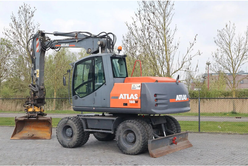 Atlas 160W | ROTOTILT | GRIPPER | BUCKET | DOZER BLADE - Ratastel ekskavaator: pilt 3 Atlas 160W | ROTOTILT | GRIPPER | BUCKET | DOZER BLADE - Ratastel ekskavaator: pilt 3