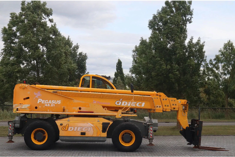 Dieci PEGASUS 45.21 | FORKS | WINCH | LOW HOURS - Teleskooplaadur: pilt 4 Dieci PEGASUS 45.21 | FORKS | WINCH | LOW HOURS - Teleskooplaadur: pilt 4