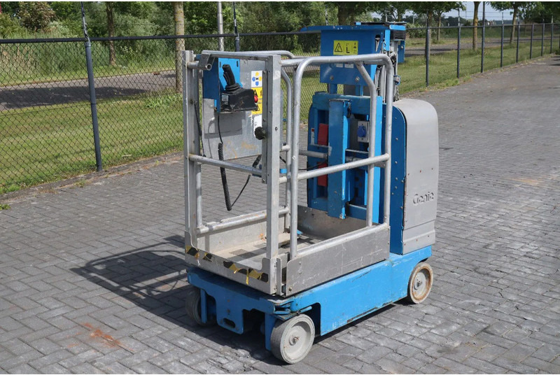 Genie GR-12 | 5.45 METER | 227 KG | MULTIPLE UNITS - Teleskooppoom: pilt 2 Genie GR-12 | 5.45 METER | 227 KG | MULTIPLE UNITS - Teleskooppoom: pilt 2