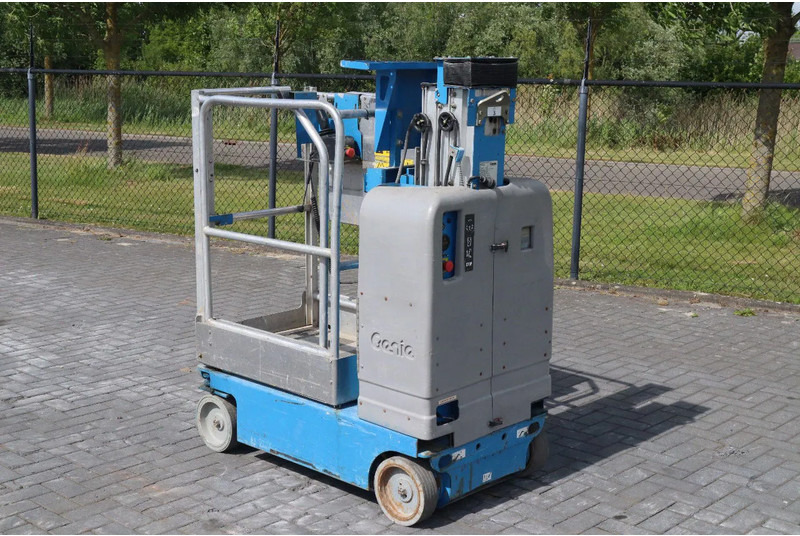 Genie GR-12 | 5.45 METER | 227 KG | MULTIPLE UNITS - Teleskooppoom: pilt 3 Genie GR-12 | 5.45 METER | 227 KG | MULTIPLE UNITS - Teleskooppoom: pilt 3