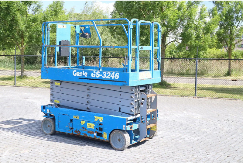 Genie GS-3246 | 12 METER | 318 KG - Käärlift: pilt 2 Genie GS-3246 | 12 METER | 318 KG - Käärlift: pilt 2