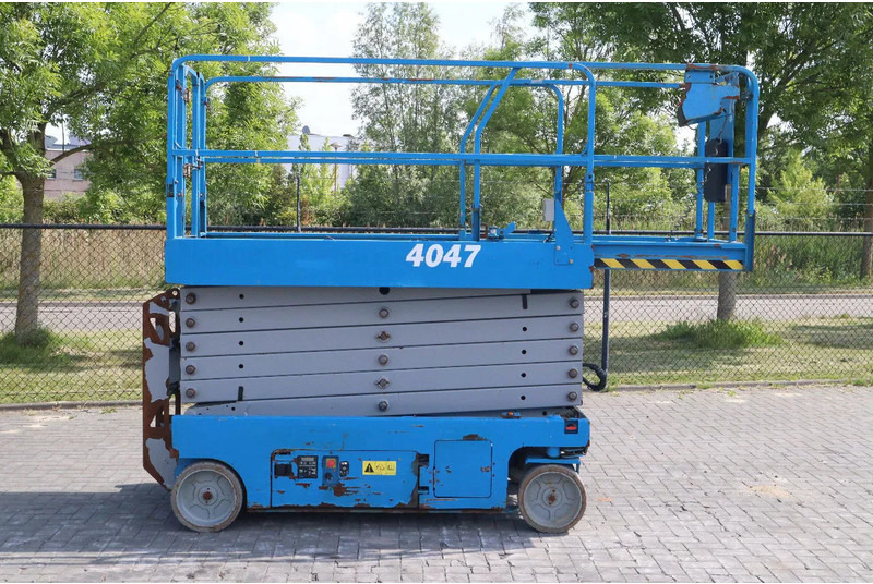 Genie GS-4047 | 14 METER | 350 KG - Käärlift: pilt 4 Genie GS-4047 | 14 METER | 350 KG - Käärlift: pilt 4