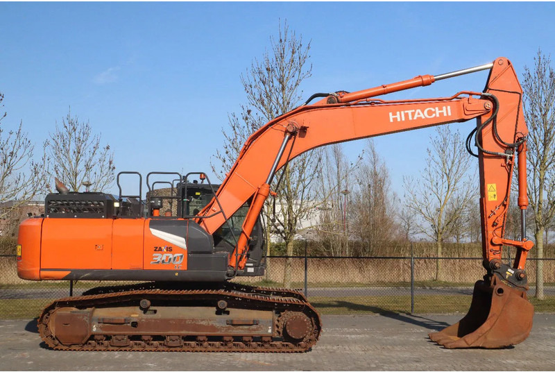 Hitachi ZX300 LC-7 | BUCKET | QUICK COUPLER | GOOD U/C! - Lintekskavaator: pilt 4 Hitachi ZX300 LC-7 | BUCKET | QUICK COUPLER | GOOD U/C! - Lintekskavaator: pilt 4