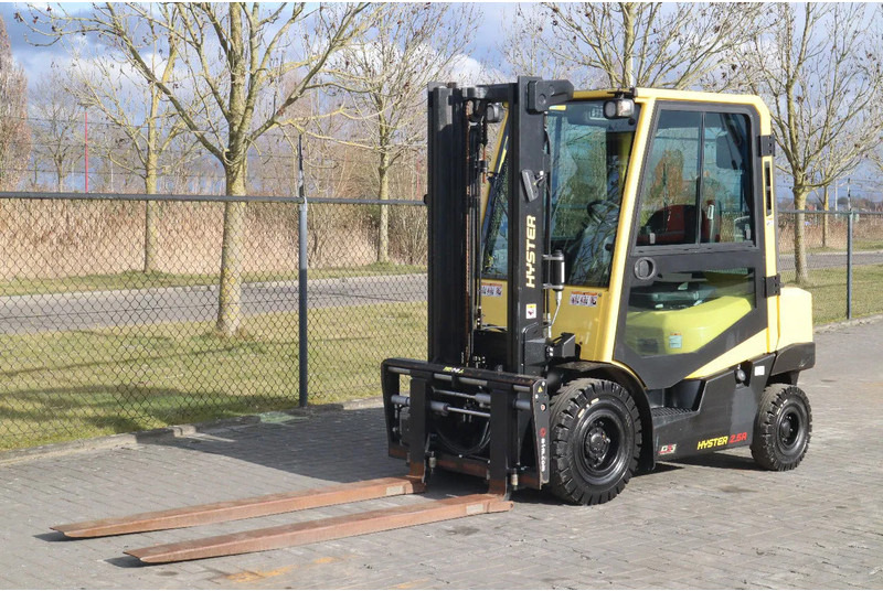 Hyster H2.5 A | BOOM SUSPENSION | SIDESHIFT | FORK EXTENTIONS | FORK POSITIONERS - Diiseltõstuk: pilt 2 Hyster H2.5 A | BOOM SUSPENSION | SIDESHIFT | FORK EXTENTIONS | FORK POSITIONERS - Diiseltõstuk: pilt 2