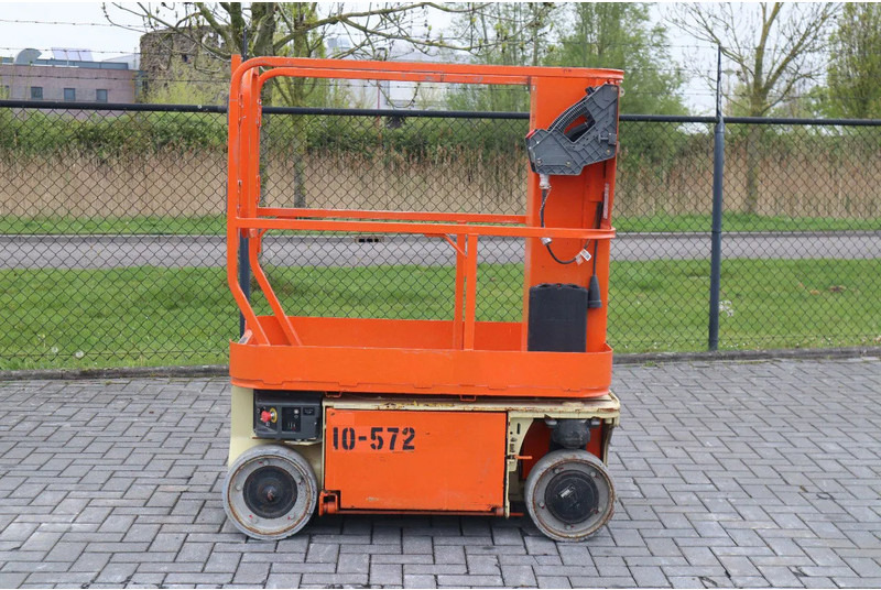 JLG 1230 ES | 5.6 METER | 230 KG - Platvorm: pilt 1 JLG 1230 ES | 5.6 METER | 230 KG - Platvorm: pilt 1