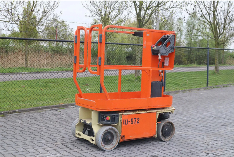 JLG 1230 ES | 5.6 METER | 230 KG - Platvorm: pilt 2 JLG 1230 ES | 5.6 METER | 230 KG - Platvorm: pilt 2