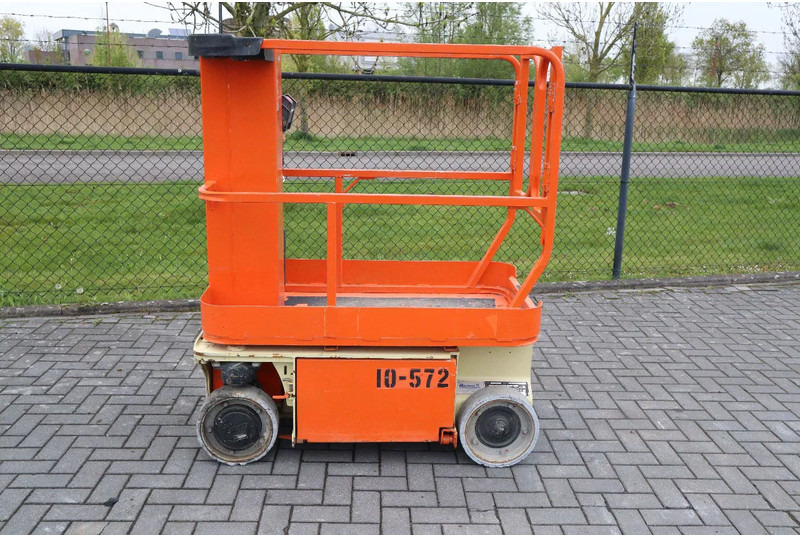 JLG 1230 ES | 5.6 METER | 230 KG - Platvorm: pilt 4 JLG 1230 ES | 5.6 METER | 230 KG - Platvorm: pilt 4